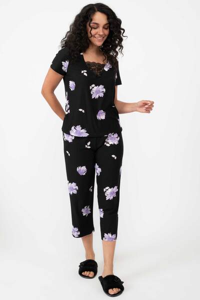 Charmour - Silky touch capri PJ set with lace - Flower whisperer