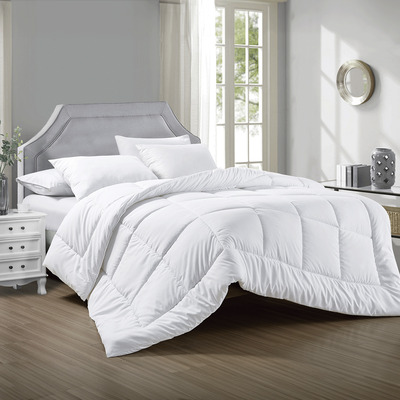 Couette altérnative au duvet blanche